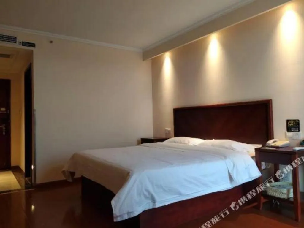 Greentree Inn Suzhou Industrial Zone Yangcheng Lake Weiting Mong Kok Express Hotel  Σουτσόου