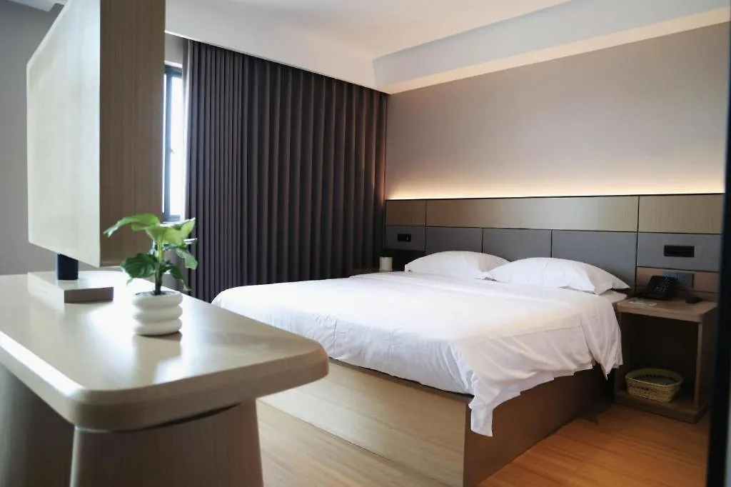 Greentree Inn Suzhou Industrial Zone Yangcheng Lake Weiting Mong Kok Express Hotel