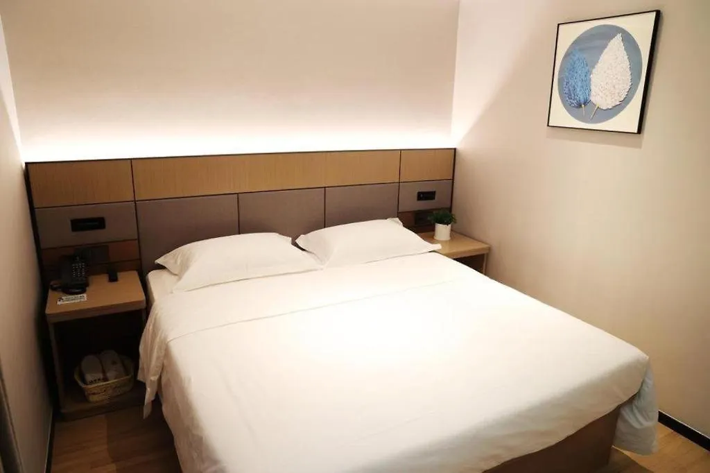 Greentree Inn Suzhou Industrial Zone Yangcheng Lake Weiting Mong Kok Express Hotel 3*, Suzhou (Jiangsu) China