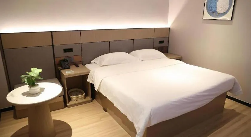 Greentree Inn Suzhou Industrial Zone Yangcheng Lake Weiting Mong Kok Express Hotel 3*, Suzhou (Jiangsu)