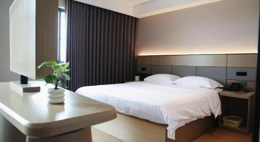 Greentree Inn Suzhou Industrial Zone Yangcheng Lake Weiting Mong Kok Express Hotel