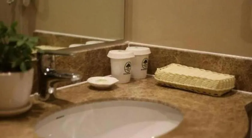 Greentree Inn Suzhou Industrial Zone Yangcheng Lake Weiting Mong Kok Express Hotel 3*, Suzhou (Jiangsu)